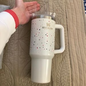 40 oz Stanley tumbler